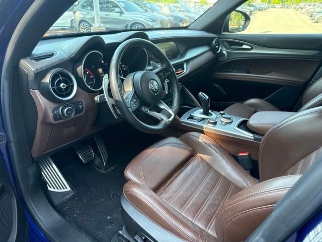 Used 2021 Alfa Romeo Stelvio Ti Sport AWD/4WD image 16
