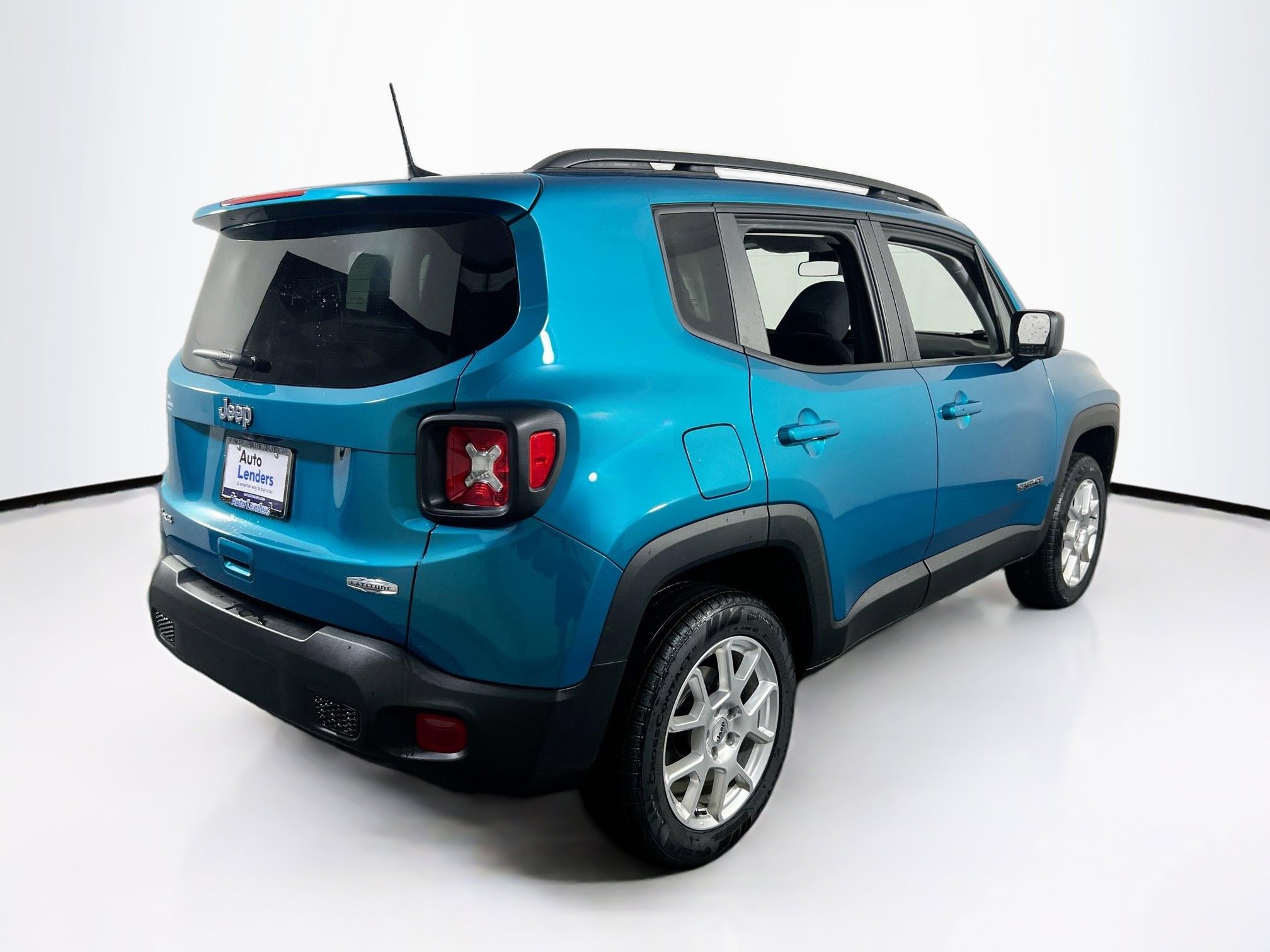 Used 2022 Jeep Renegade Latitude image 5