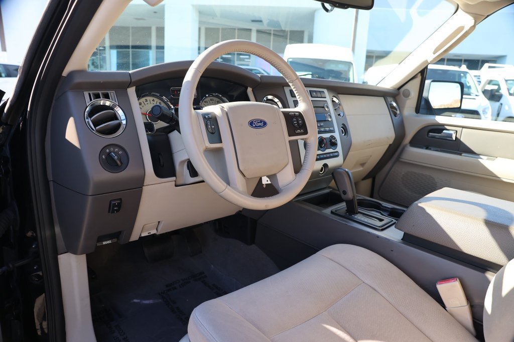 Used 2011 Ford Expedition XLT w/ HD Trailer Tow Pkg RWD image 19