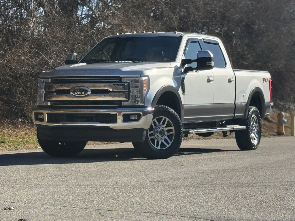 Used 2017 Ford F250 Lariat w/ Lariat Value Package image 8