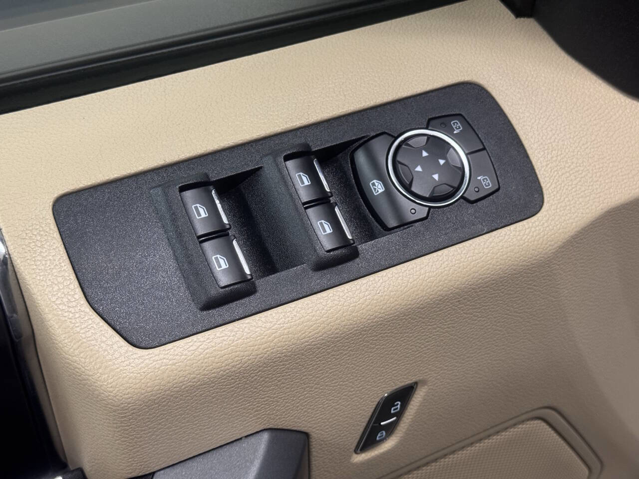 Used 2018 Ford F150 XLT w/ Equipment Group 302A Luxury image 27