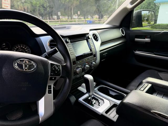 Used 2018 Toyota Tundra SR5 w/ SR5 Upgrade Package image 11