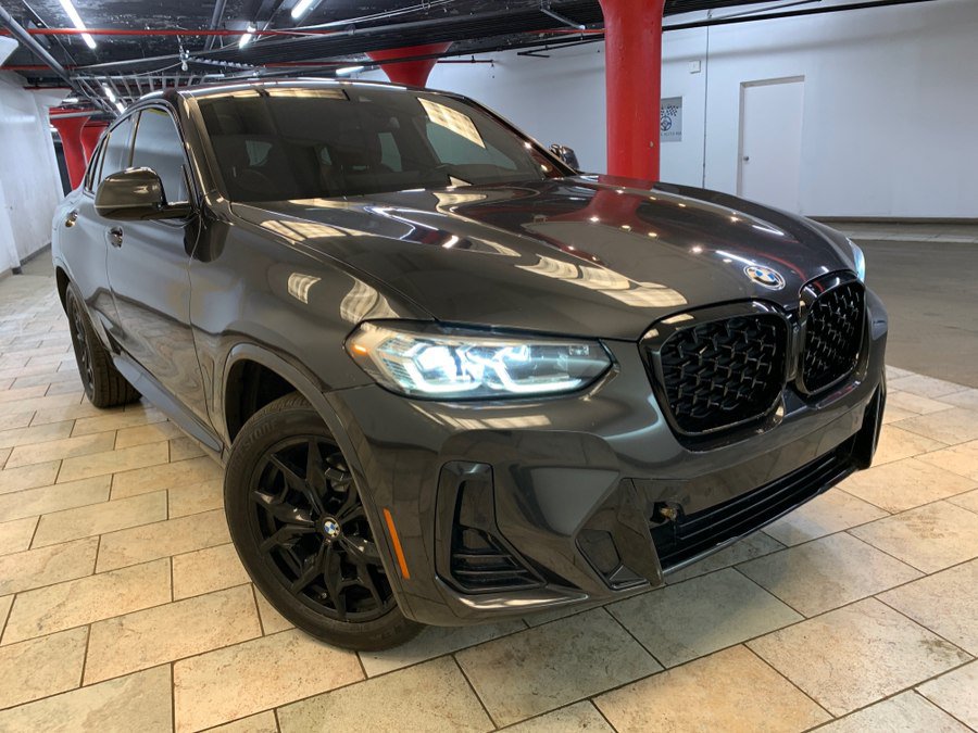 Used 2023 BMW X4 xDrive30i w/ M Sport Package AWD/4WD image 5
