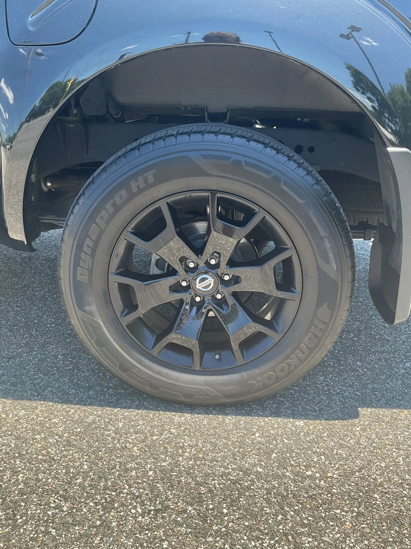 Used 2021 Nissan Frontier SV w/ Midnight Edition Floor Mats AWD/4WD image 12