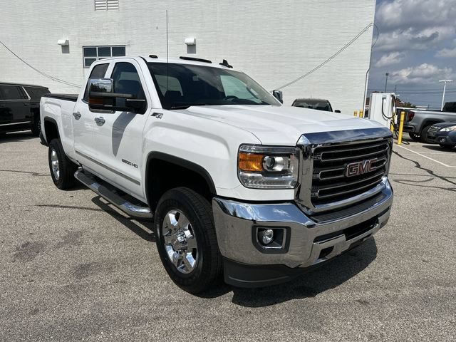 Used 2018 GMC Sierra 2500 SLT w/ Snow Plow Prep Package AWD/4WD image 11