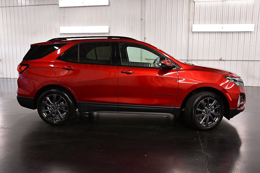 Used 2024 Chevrolet Equinox RS AWD/4WD image 8