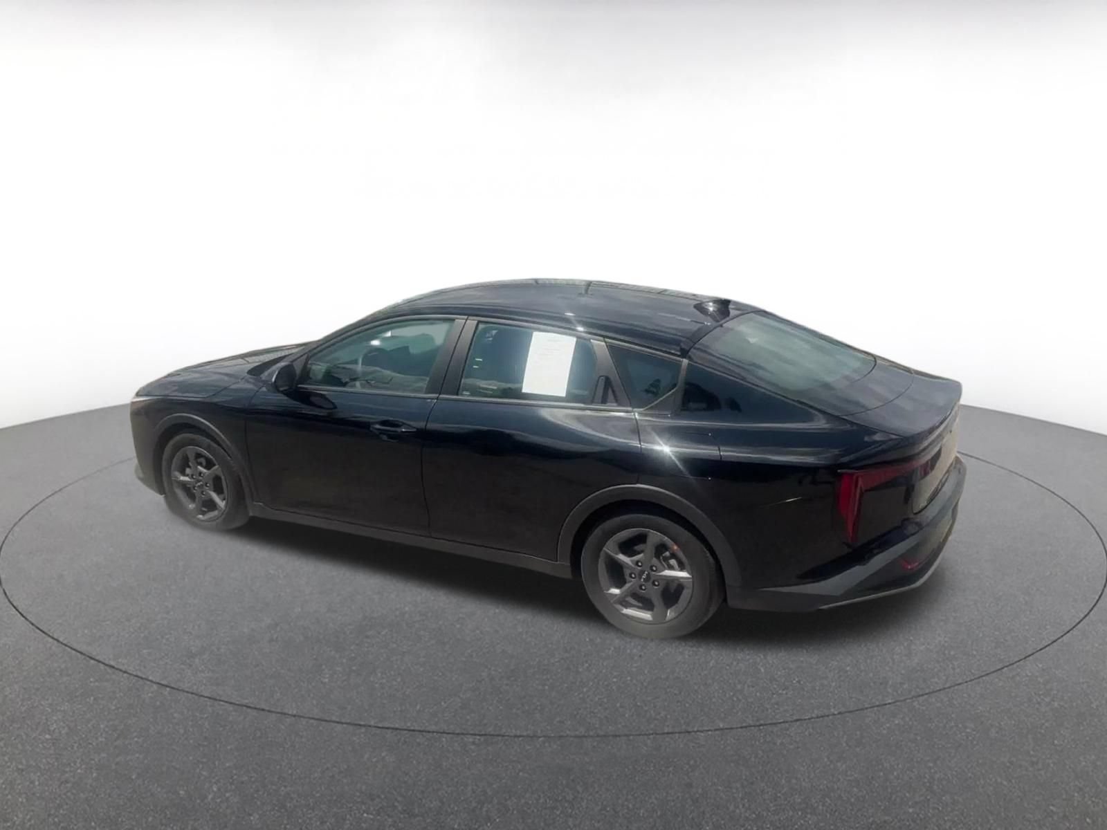 Used 2025 Kia K4 FWD image 9