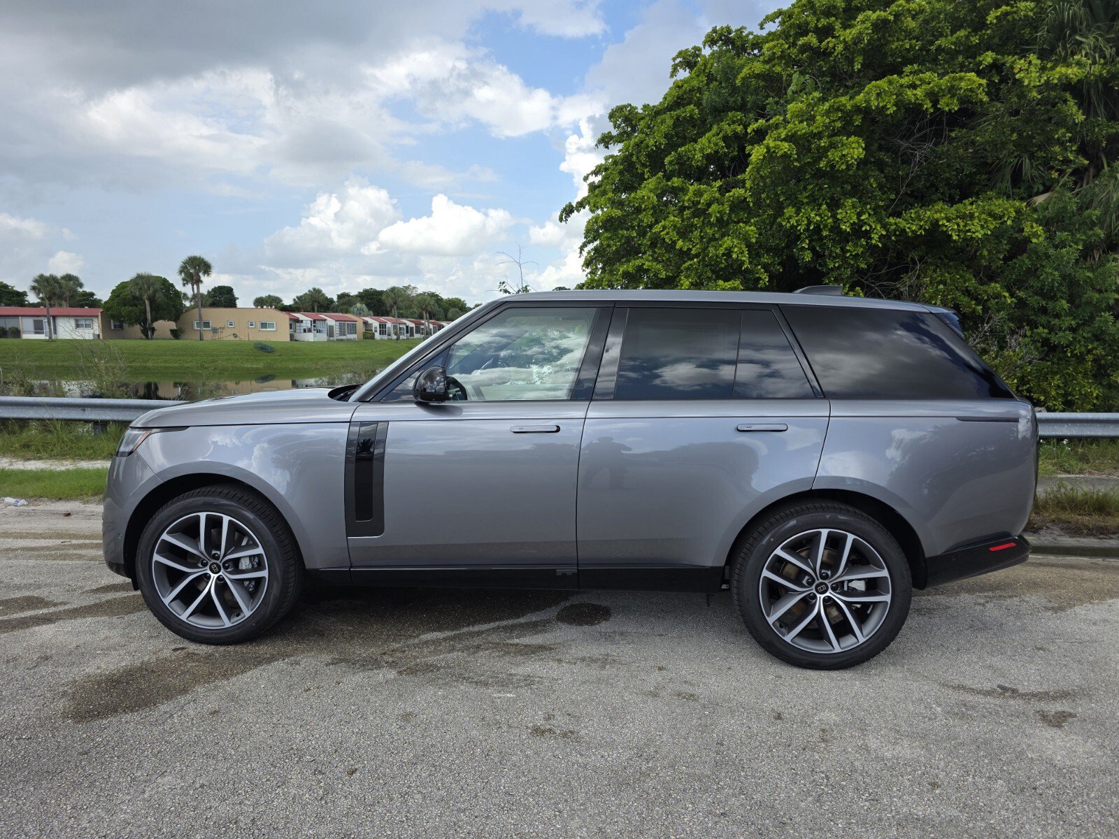 New 2027 Land Rover Range Rover SE AWD/4WD image 7
