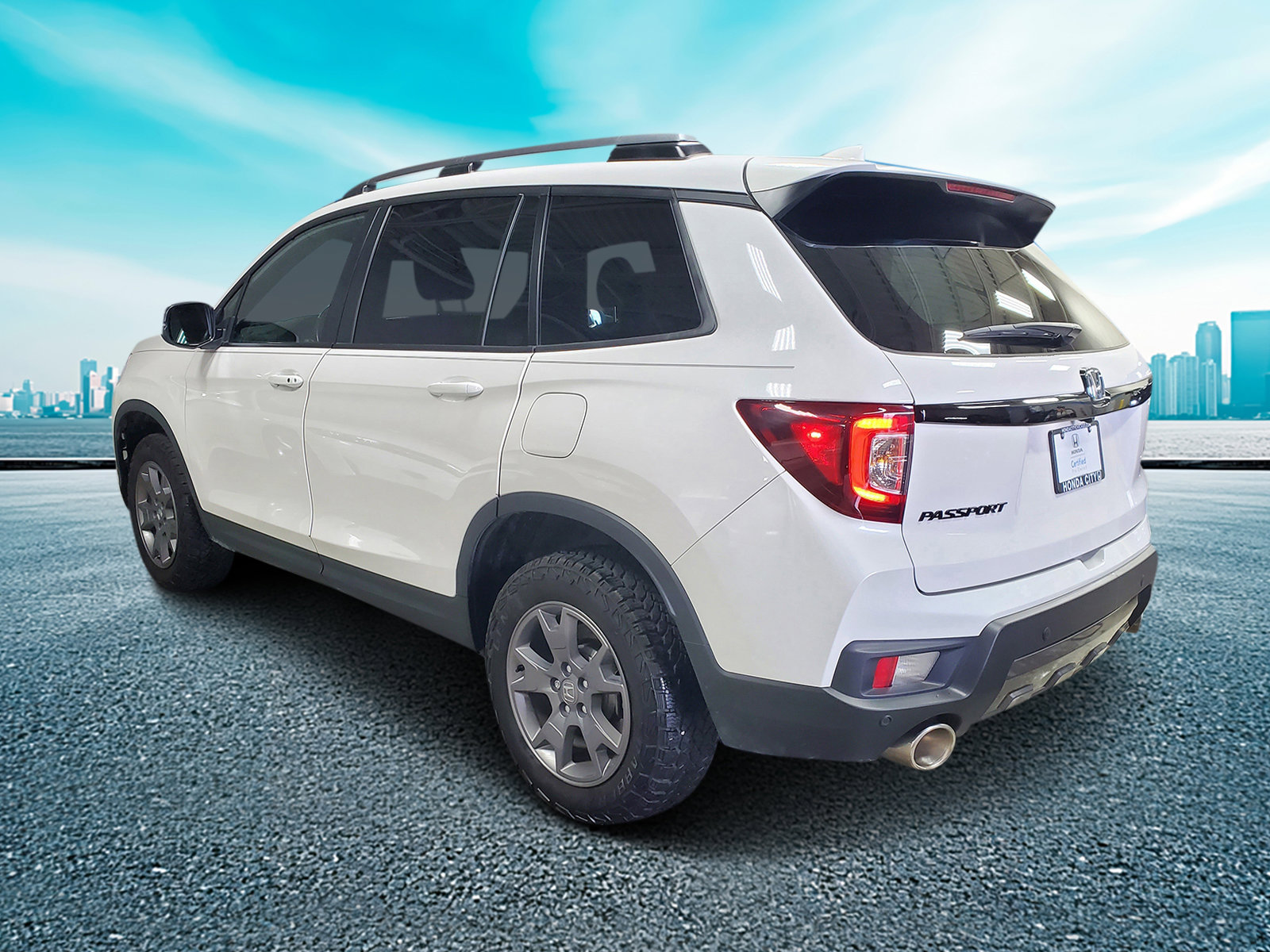 Certified 2025 Honda Passport TrailSport image 4
