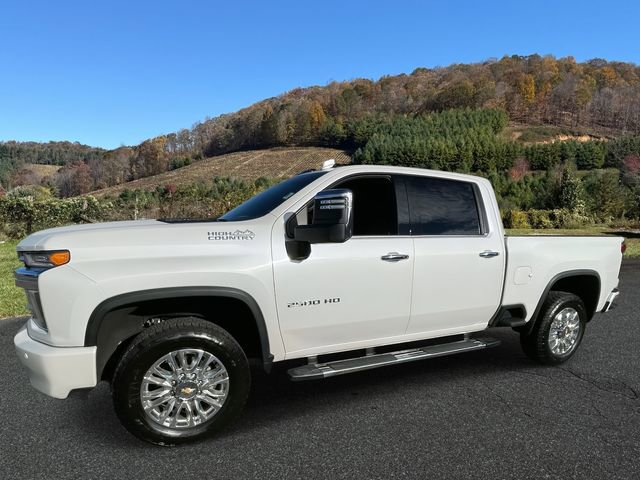Used 2022 Chevrolet Silverado 2500 High Country w/ LPO, Hitch Package image 3