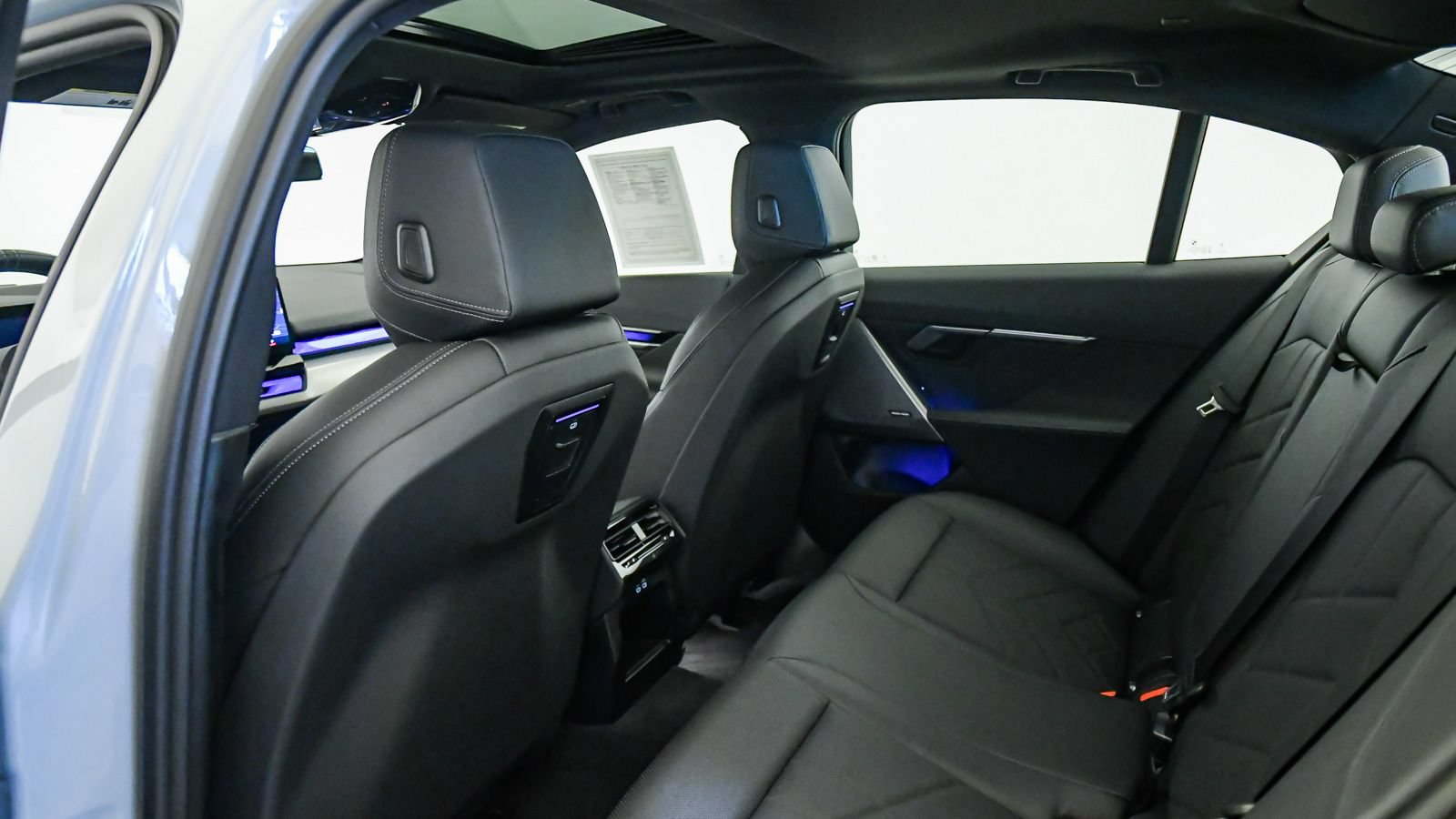 Certified 2024 BMW i5 eDrive40i w/ M Sport Package RWD image 19