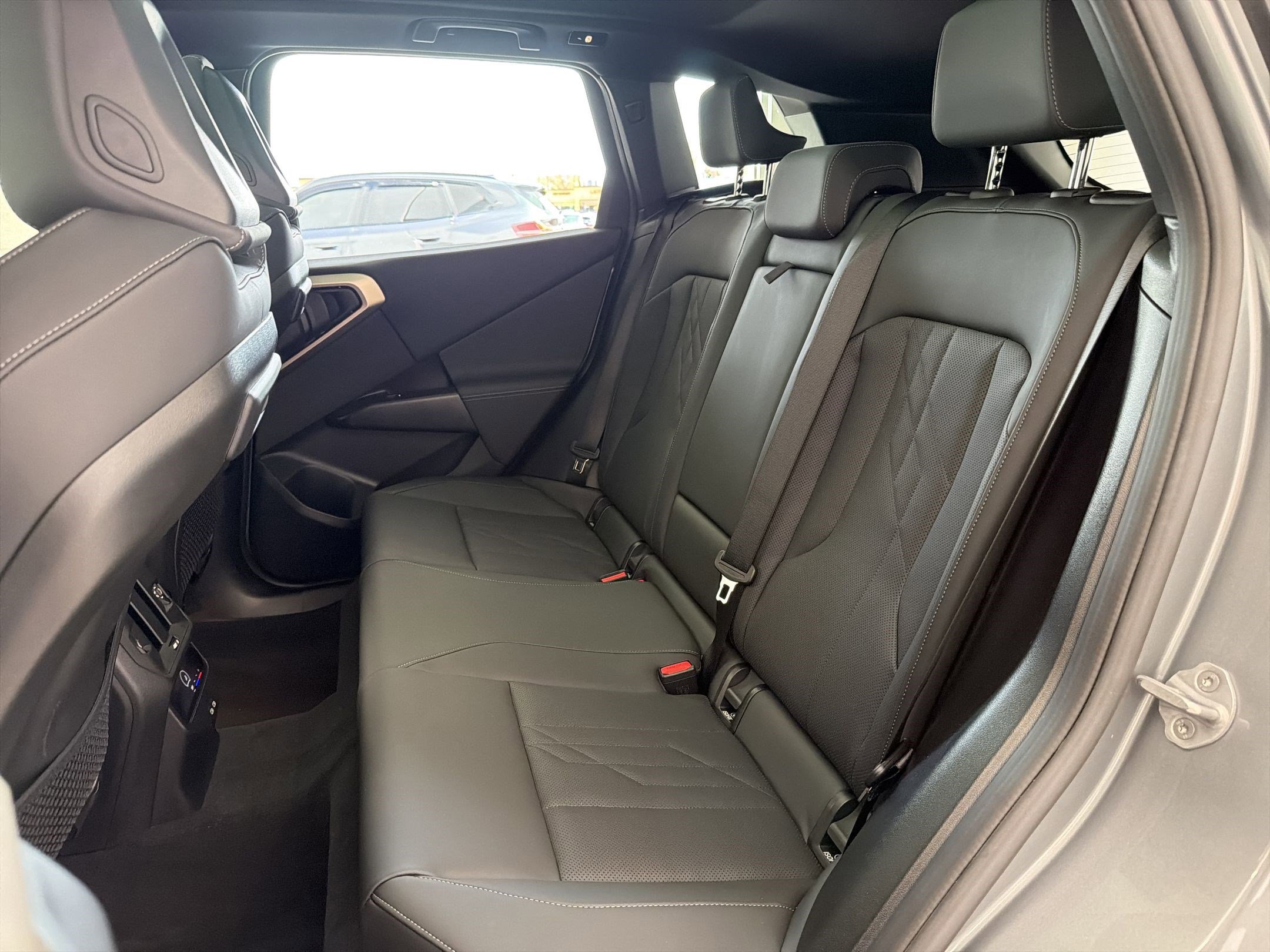 Used 2025 BMW X3 xDrive30i w/ Premium Package image 15