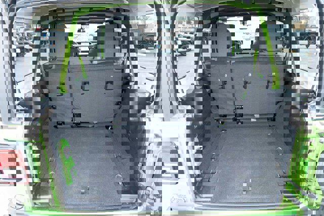 Used 2025 Jeep Wrangler Unlimited Sport image 33