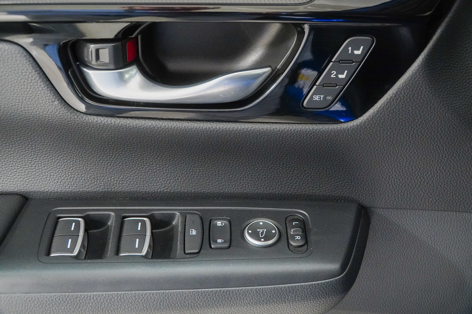 Used 2023 Honda CR-V EX-L image 19
