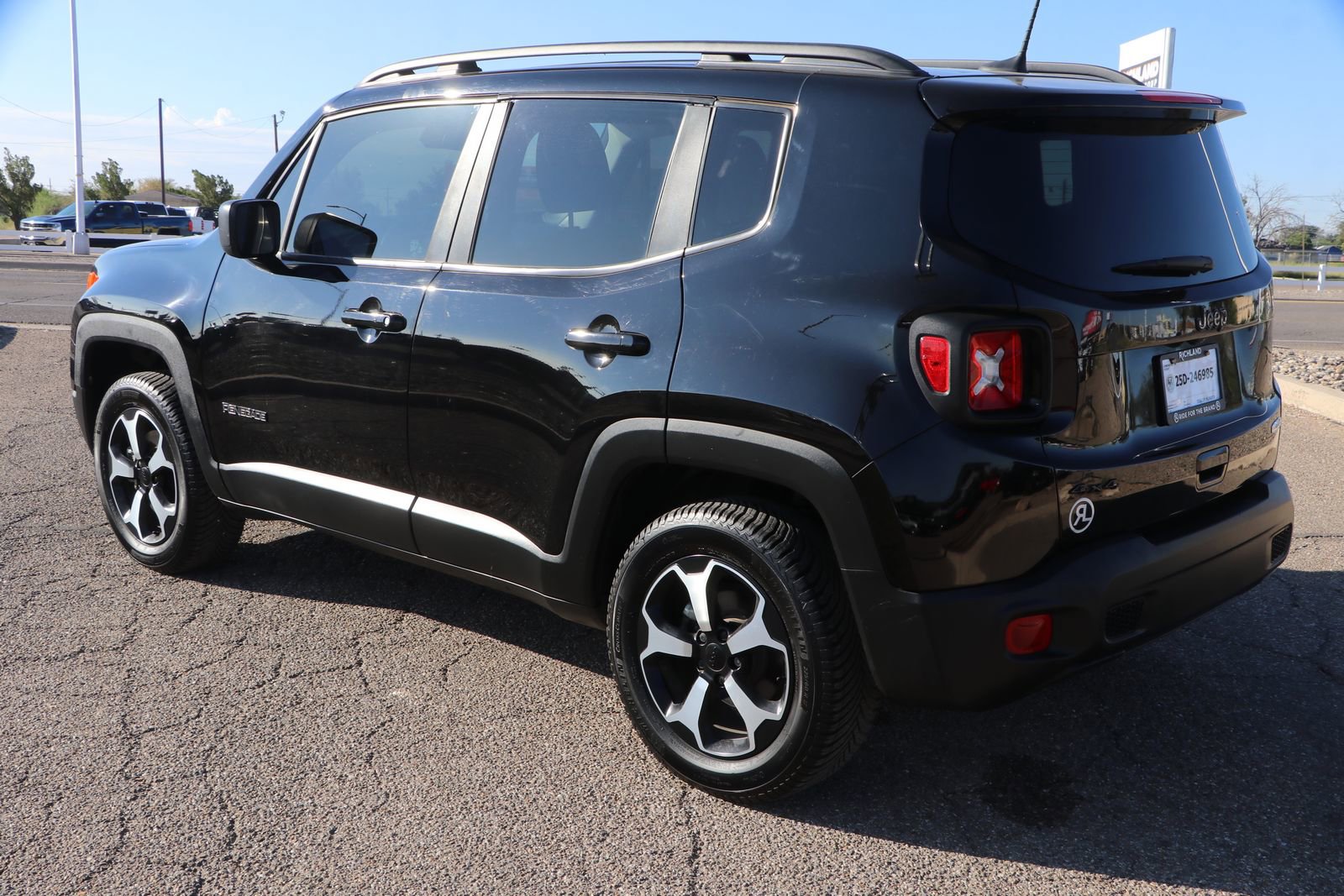 Used 2020 Jeep Renegade Sport image 5