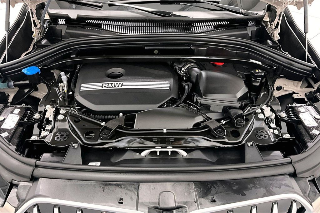 New 2027 BMW X1 xDrive28i AWD/4WD image 25