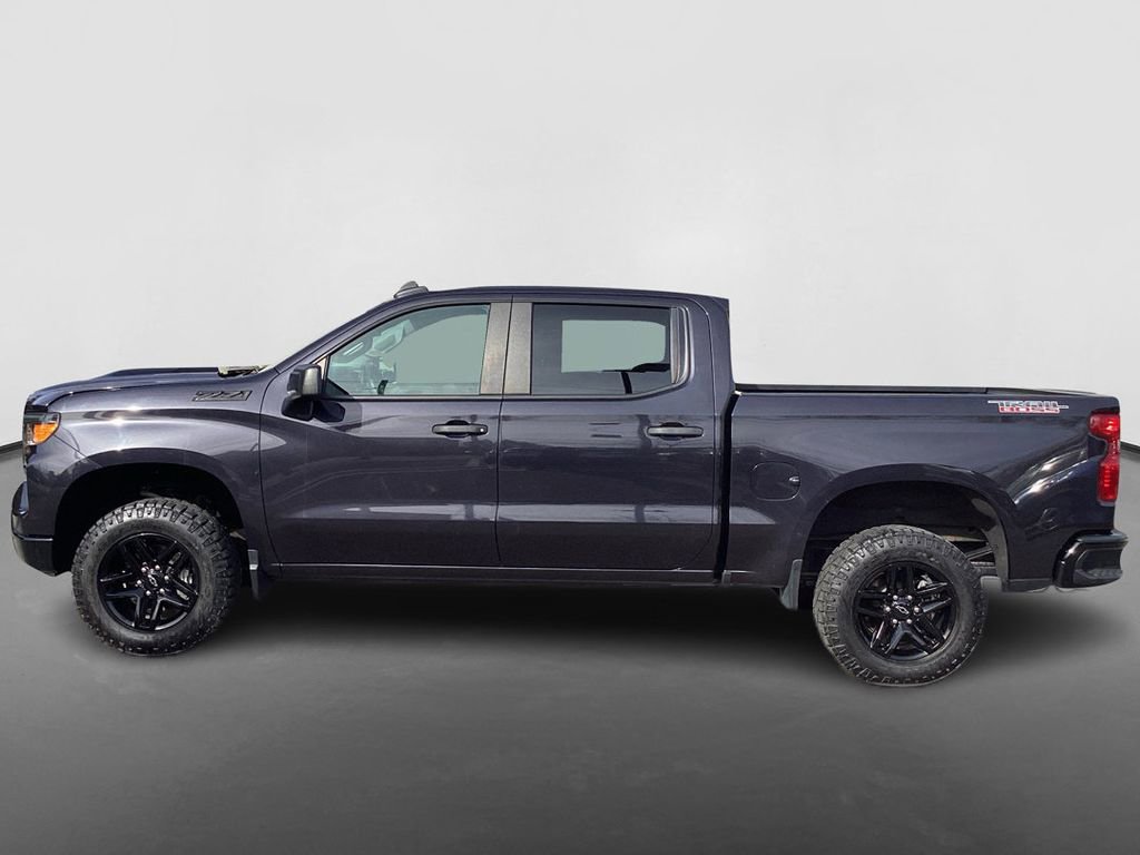 Used 2023 Chevrolet Silverado 1500 Custom Trail Boss w/ LPO, Dark Essentials Package image 8