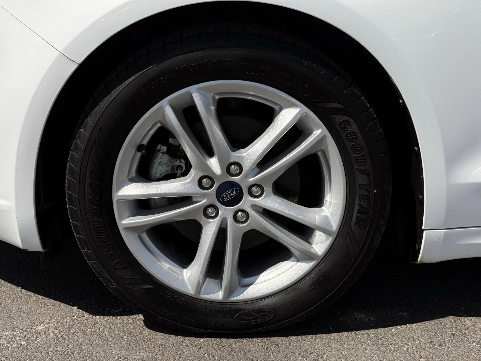 Used 2018 Ford Fusion SE w/ Equipment Group 602A FWD image 10