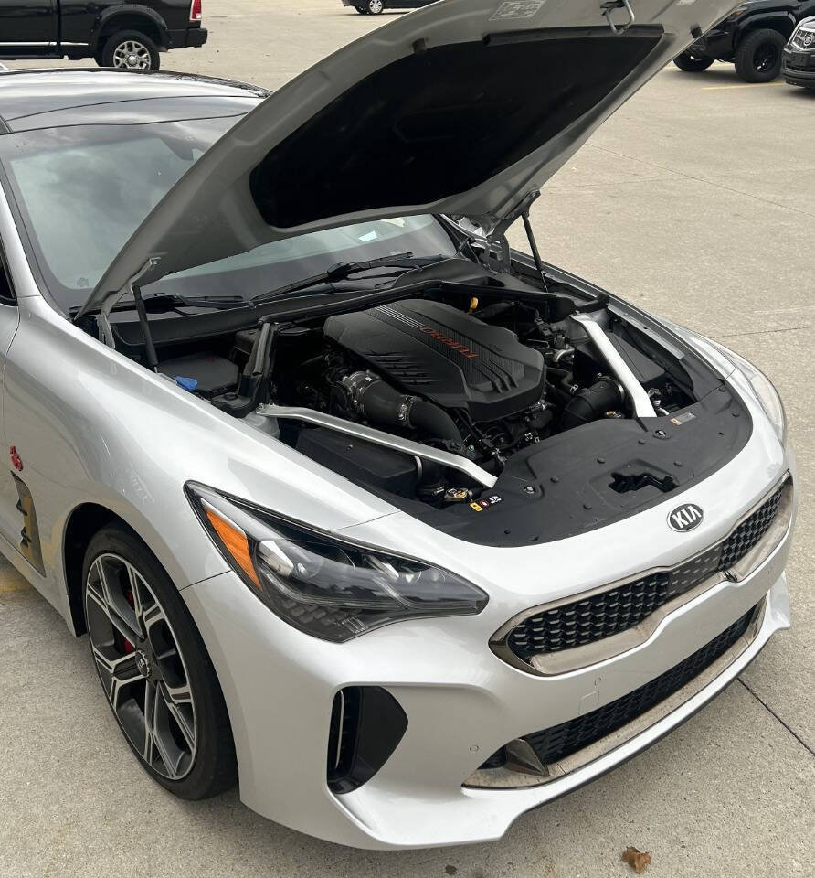 Used 2018 Kia Stinger GT2 image 41