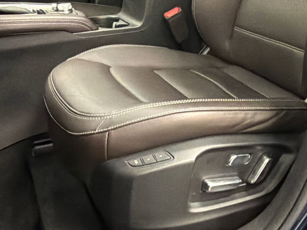 Used 2025 MAZDA CX-5 Signature image 16