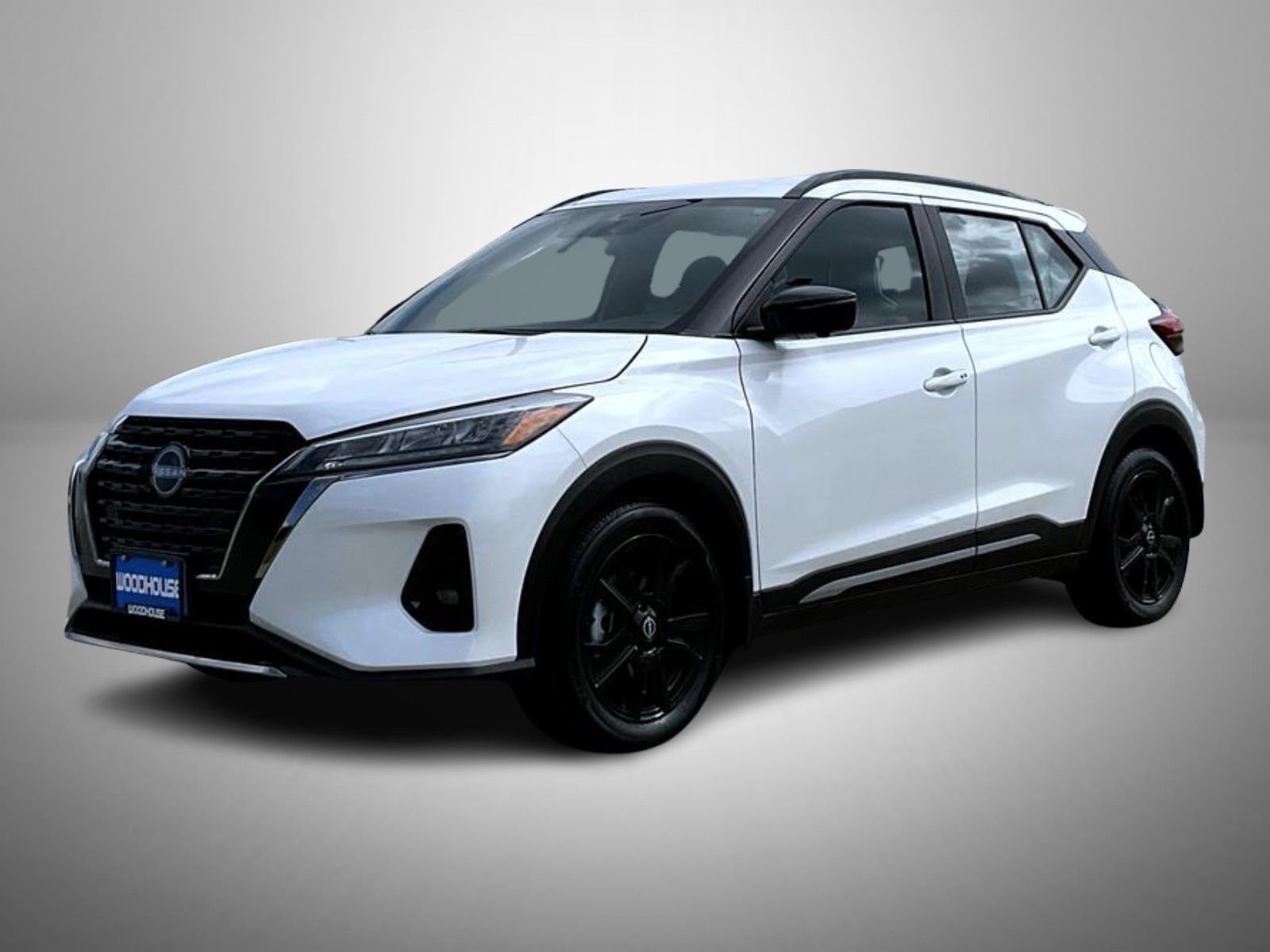 Certified 2024 Nissan Kicks SR w/ SR Premium Package image 1