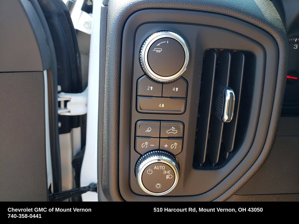 Used 2025 GMC Sierra 3500 Pro w/ Convenience Package AWD/4WD image 12