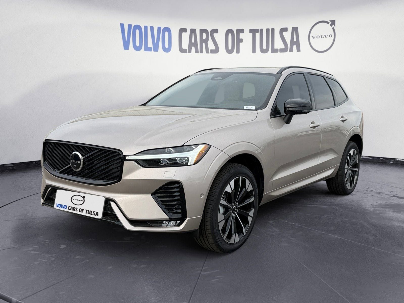 New 2026 Volvo XC60 B5 Plus w/ Protection Package Premier
