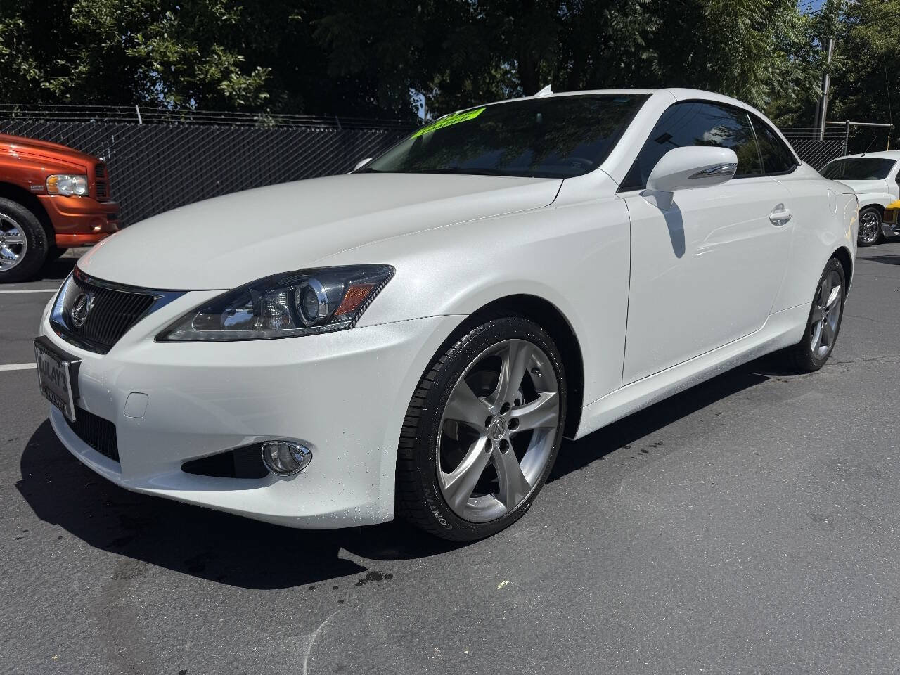 Used 2013 Lexus IS 250C RWD image 3