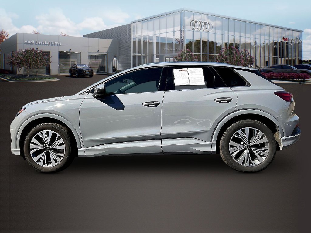 Used 2023 Audi Q4 e-tron Premium Plus RWD image 4