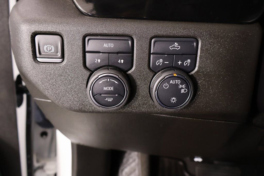 Used 2022 Chevrolet Silverado 1500 LT image 8