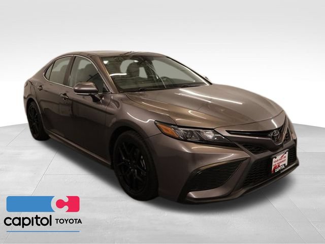 Used 2023 Toyota Camry SE w/ Cold Weather Package