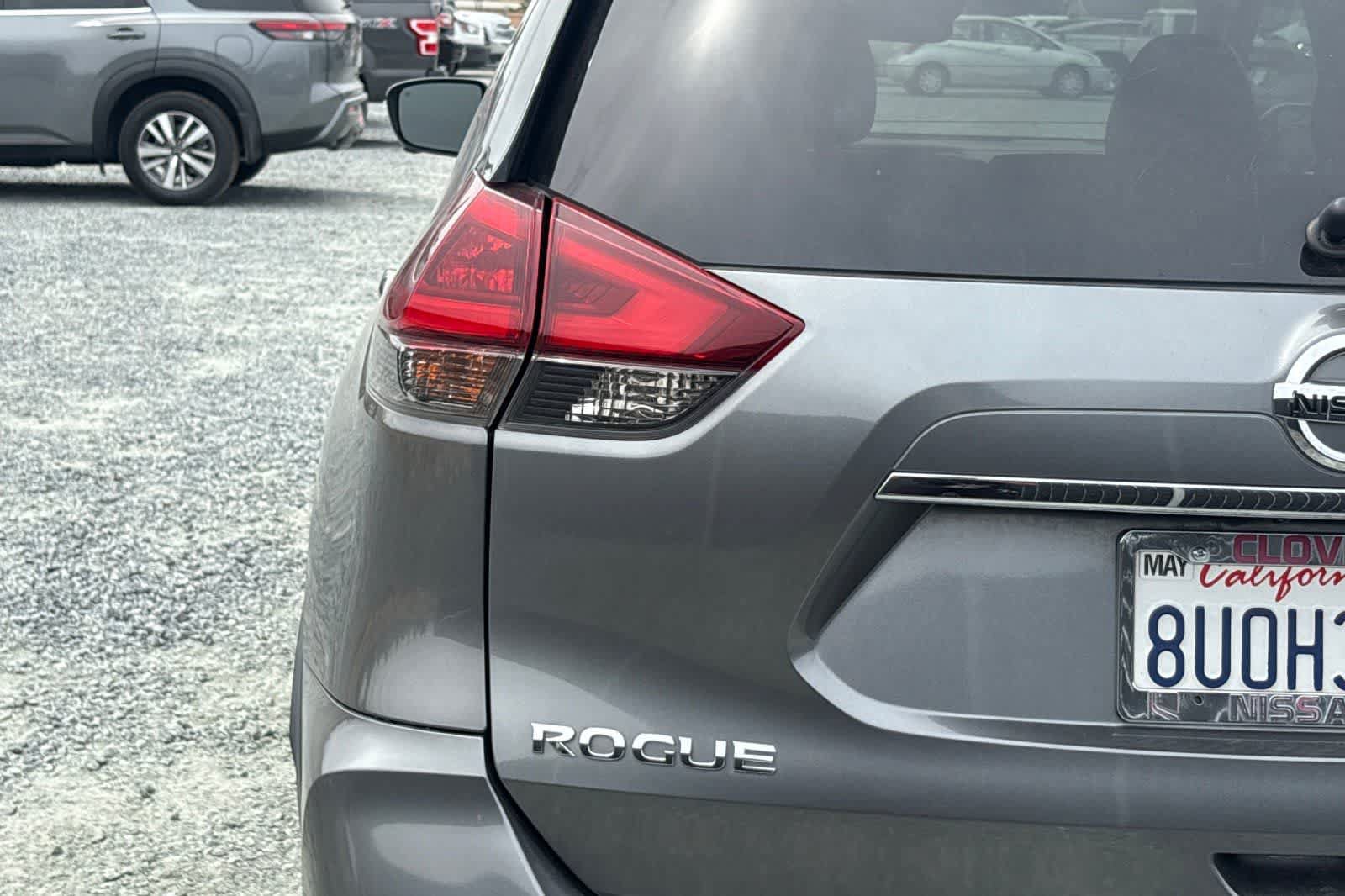 Used 2019 Nissan Rogue SL FWD image 13