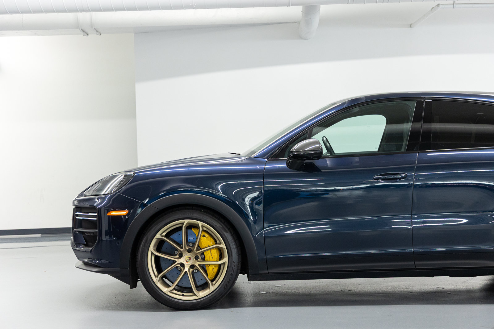 Used 2024 Porsche Cayenne Turbo GT AWD/4WD image 14