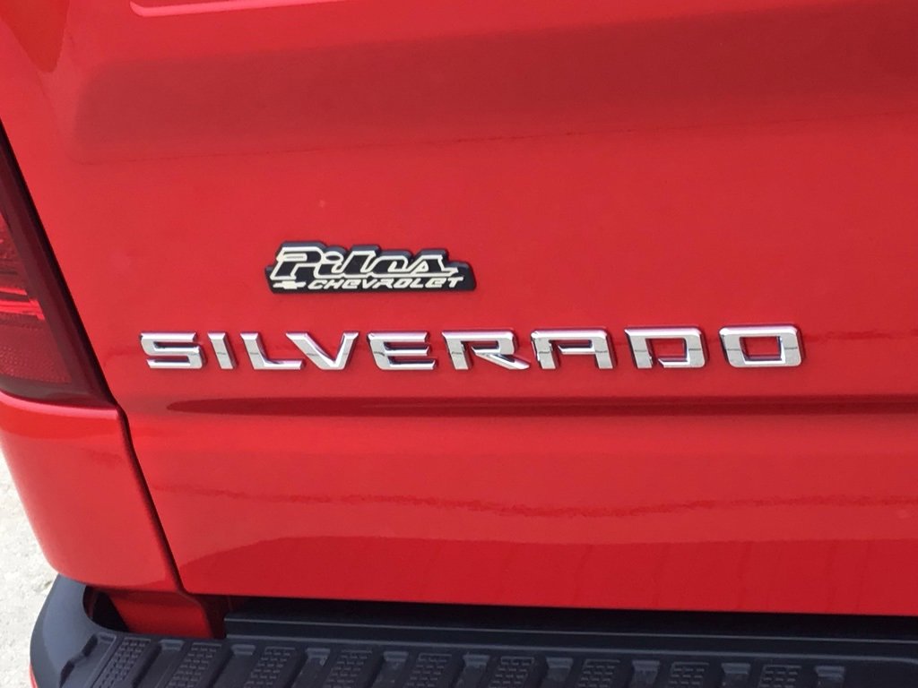 New 2025 Chevrolet Silverado 1500 Custom image 30