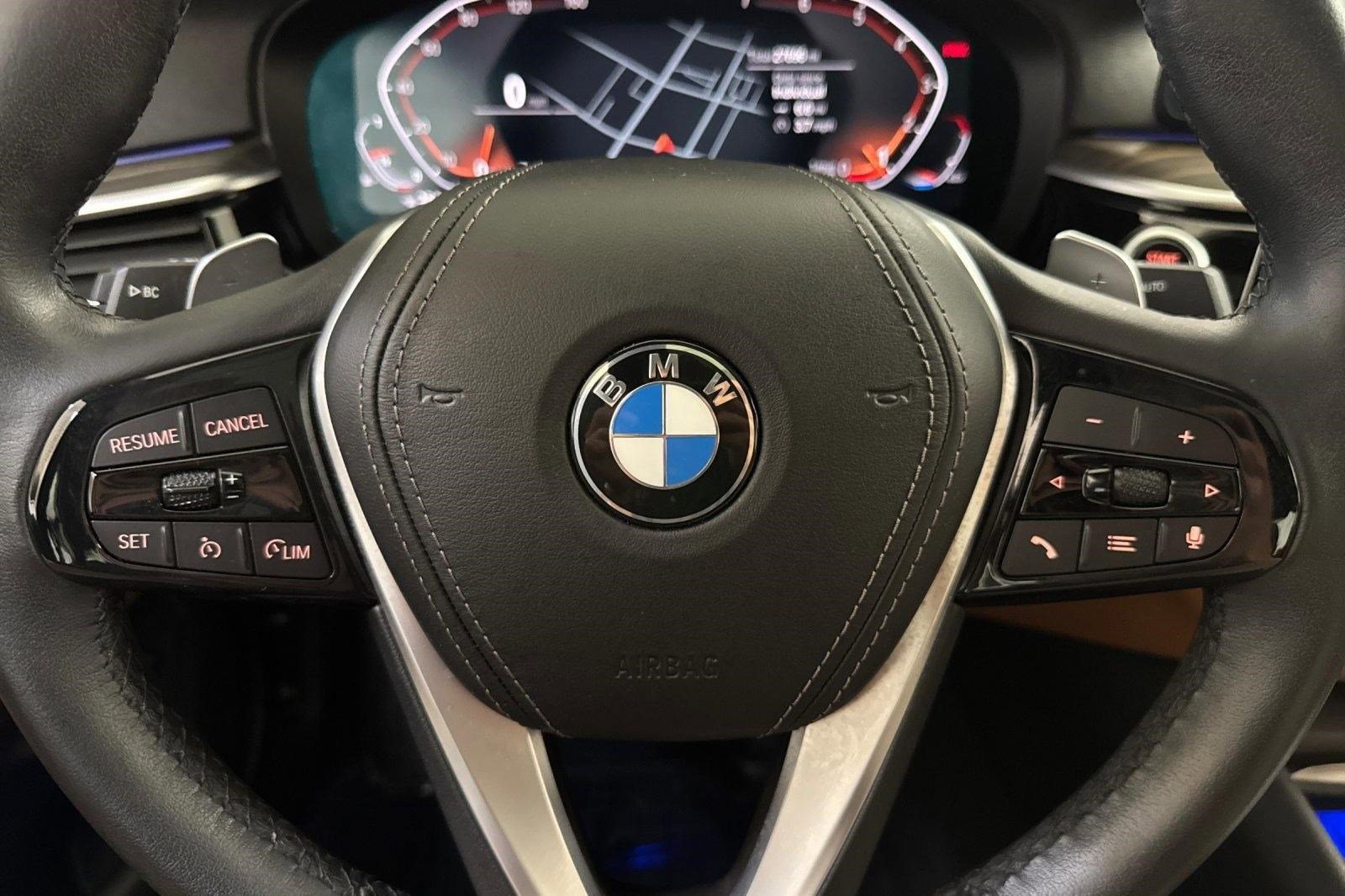 Certified 2023 BMW 530i w/ Convenience Package image 18