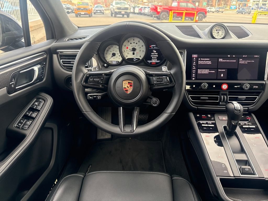Used 2025 Porsche Macan GTS image 13