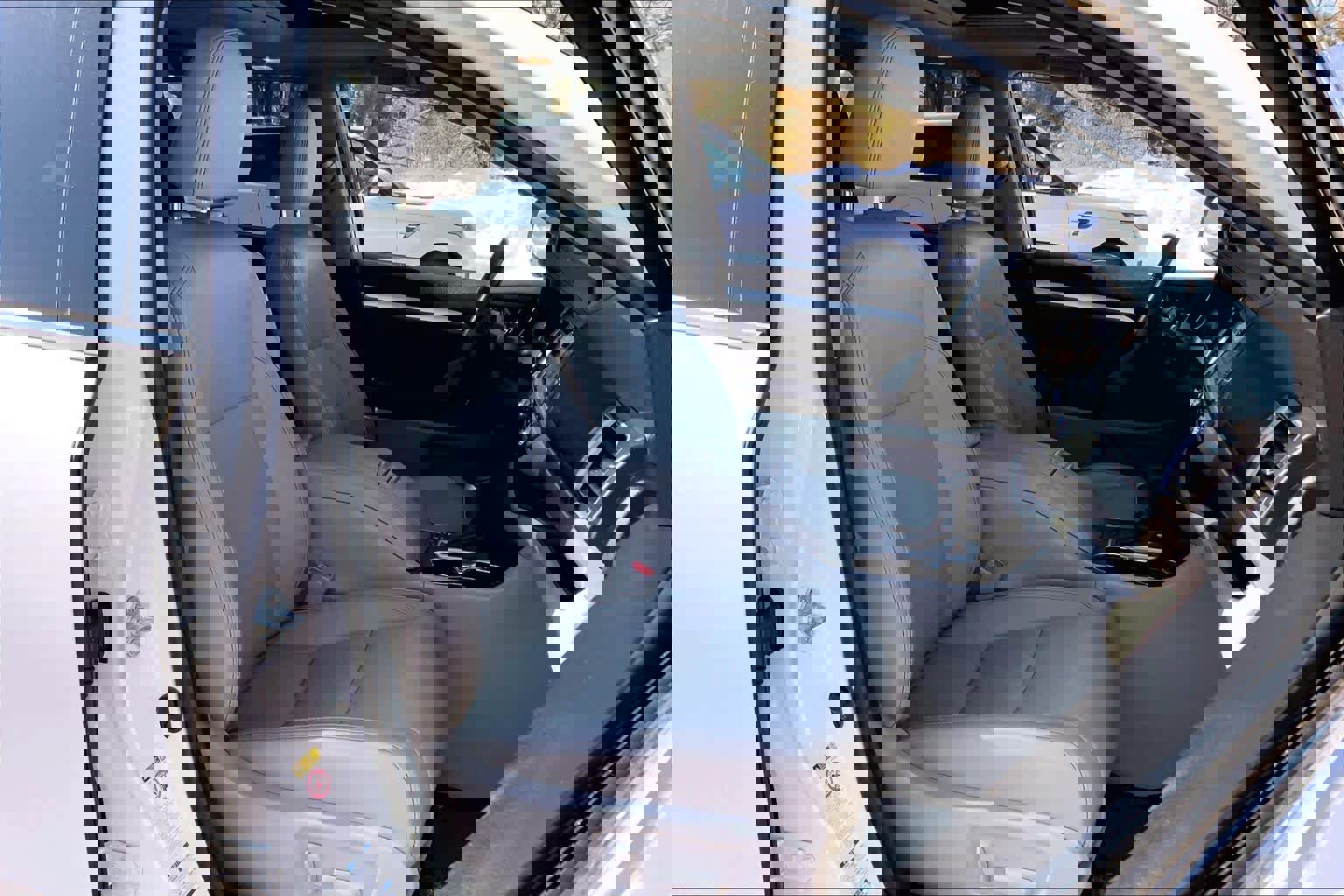 Used 2017 Toyota Highlander XLE image 8