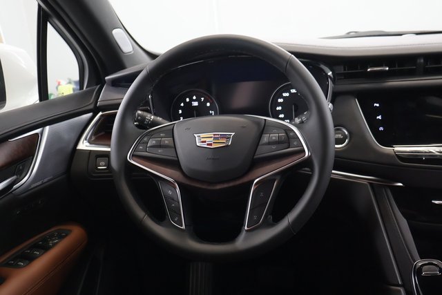 New 2026 Cadillac XT5 Premium Luxury w/ Driver Assist Package AWD/4WD image 15