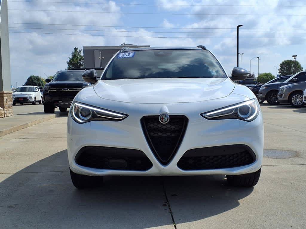 Used 2023 Alfa Romeo Stelvio Estrema AWD/4WD image 10