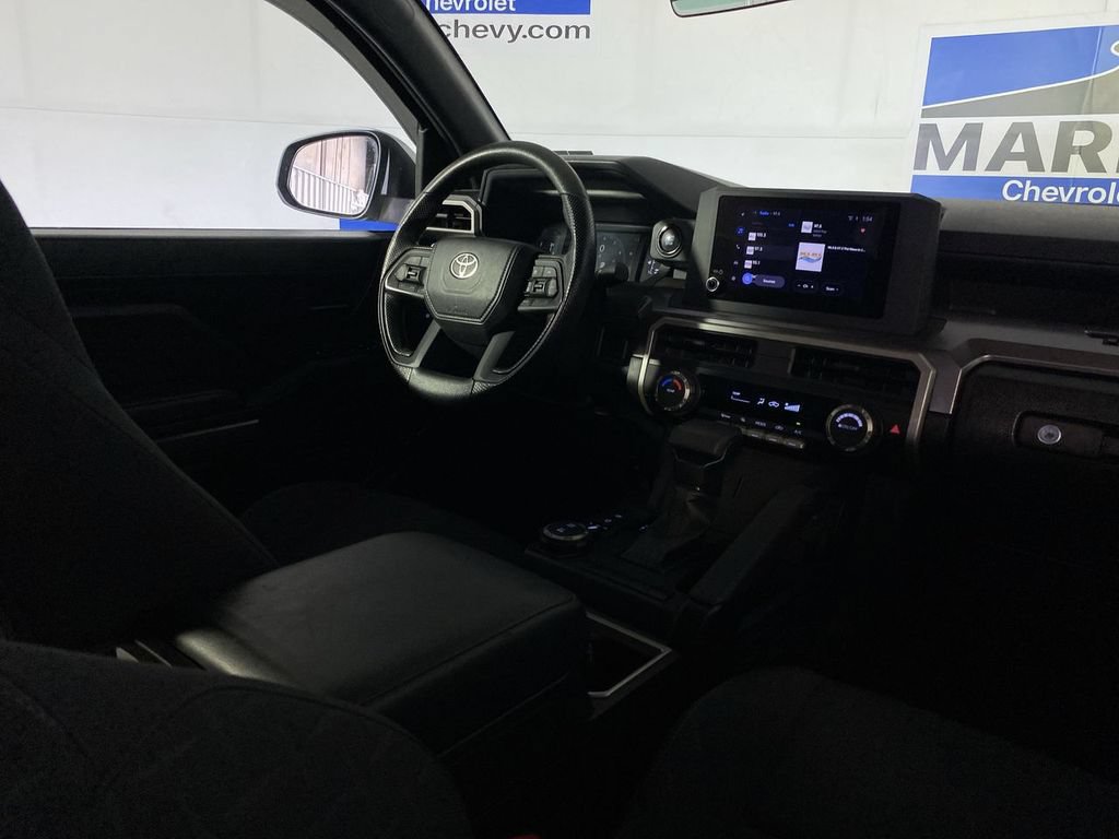 Used 2024 Toyota Tacoma SR5 AWD/4WD image 26