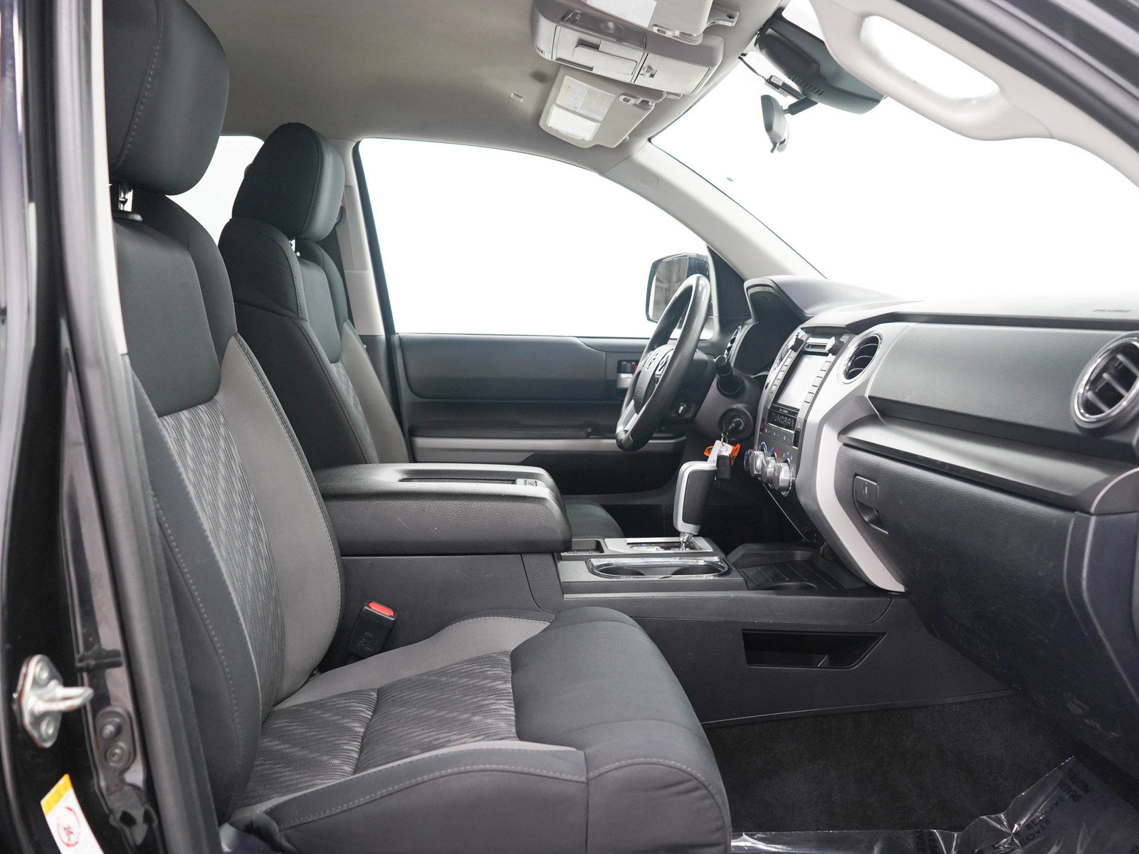 Used 2019 Toyota Tundra SR5 AWD/4WD image 13