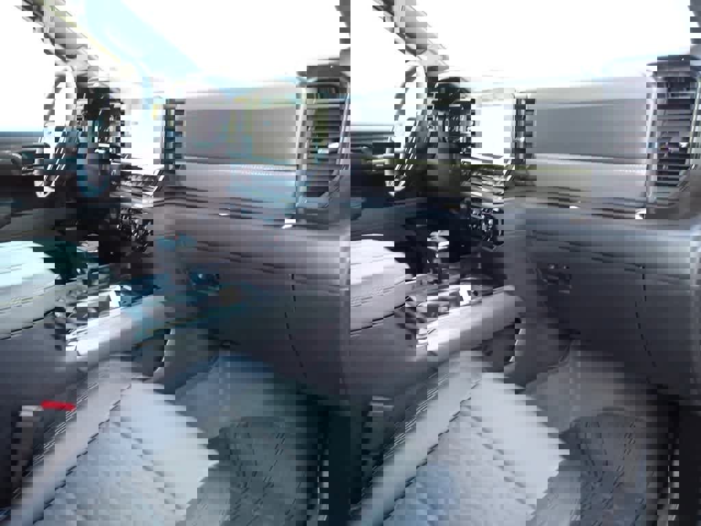 Certified 2024 Chevrolet Silverado 1500 ZR2 w/ Technology Package image 23