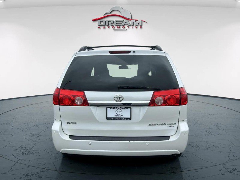 Used 2010 Toyota Sienna XLE Limited AWD/4WD image 16
