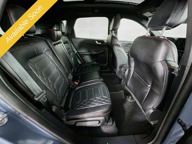Used 2023 Ford Escape ST-Line Elite w/ Premium Technology Package AWD/4WD image 26