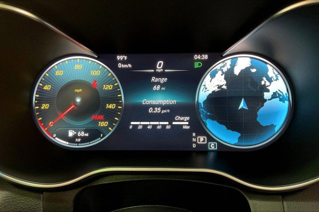 Used 2021 Mercedes-Benz GLC 300 4MATIC w/ Premium Package image 19