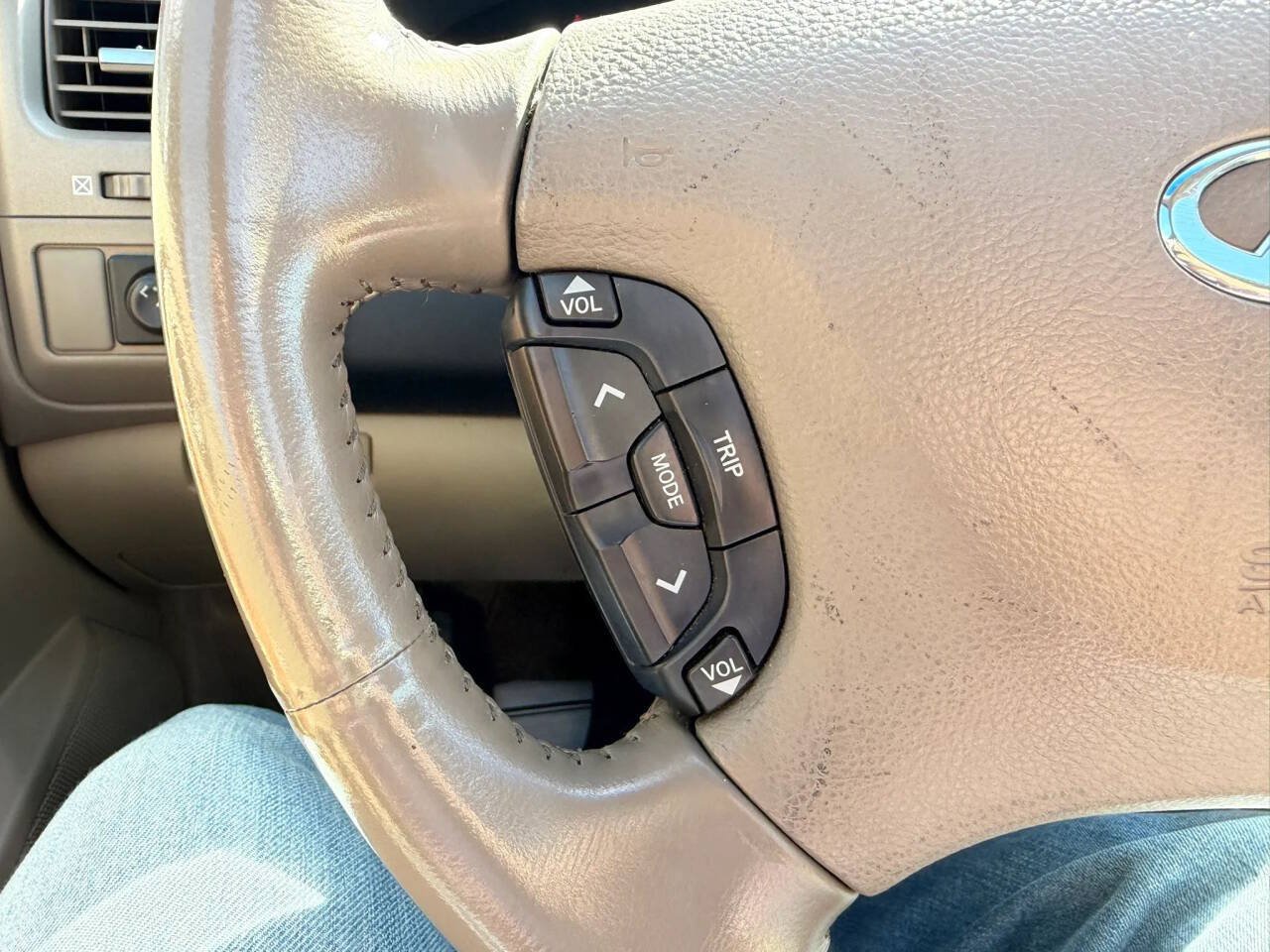 Used 2004 INFINITI I35 FWD image 30