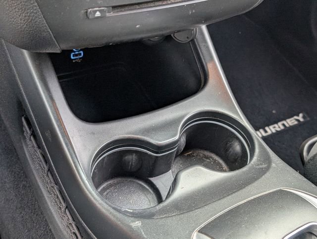 Used 2017 Dodge Journey SE w/ Flexible Seating Group image 23