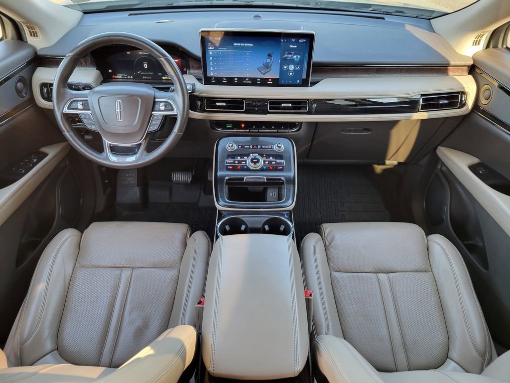 Used 2021 Lincoln Nautilus Reserve w/ Equipment Group 201A image 18