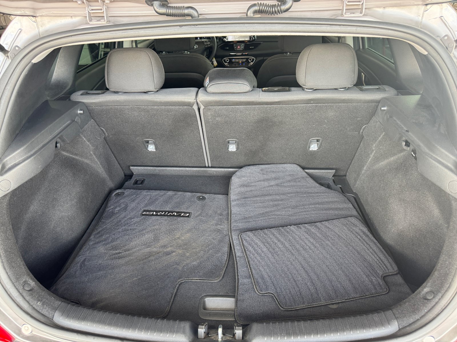 Used 2020 Hyundai Elantra GT FWD image 25