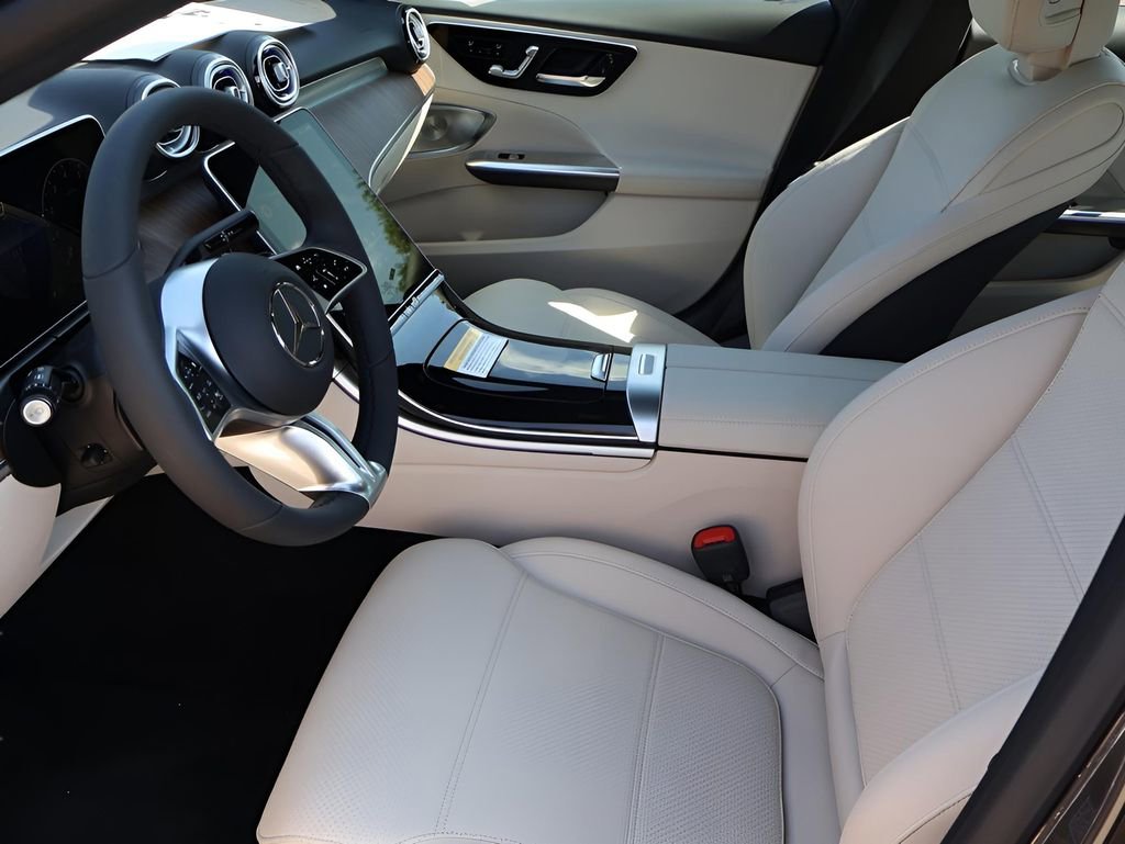 Certified 2025 Mercedes-Benz C 300 4MATIC Sedan image 35